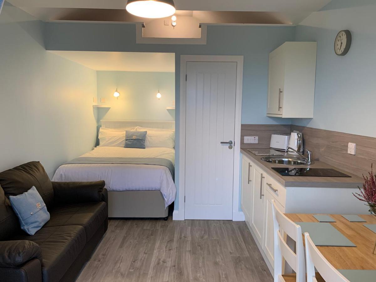 Hebridean Holiday Cabins Breasclete Ngoại thất bức ảnh